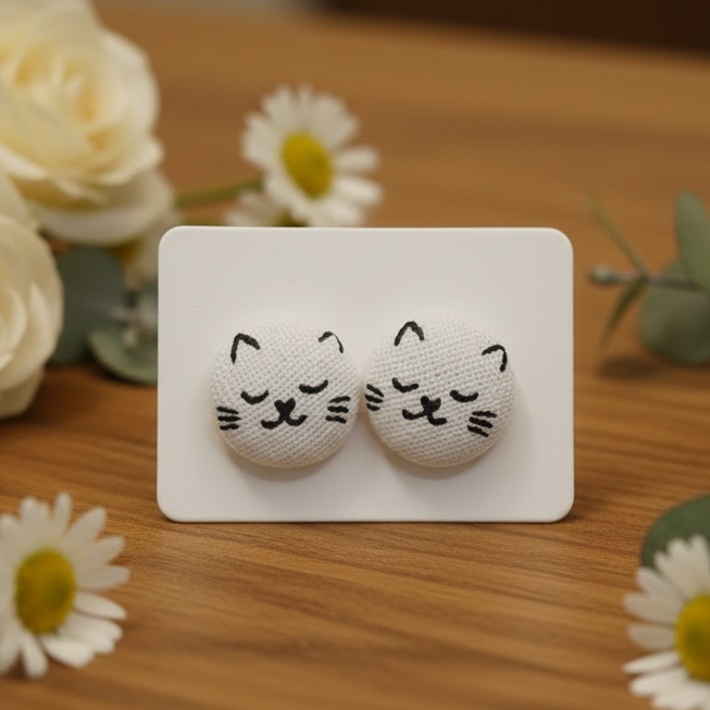 Kitty Face Fabric Button Earrings (13mm)