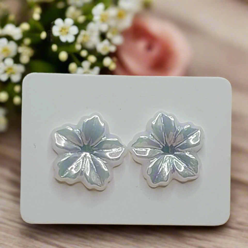 White Iridescent Flower Earrings (13mm)