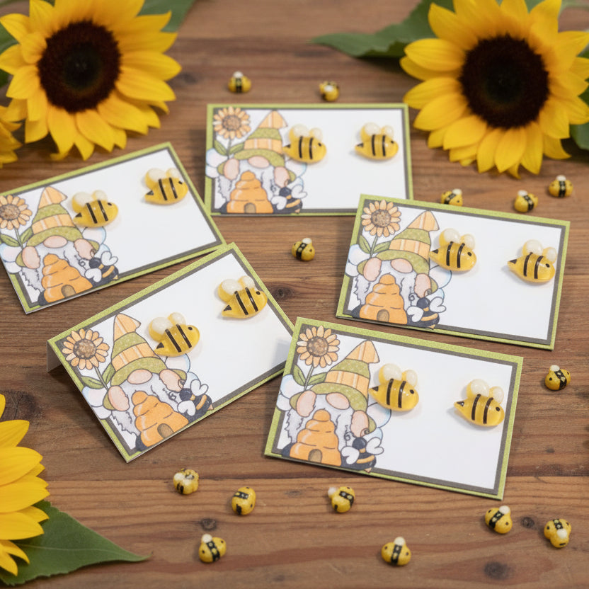 Bee Earrings (8.5mm)