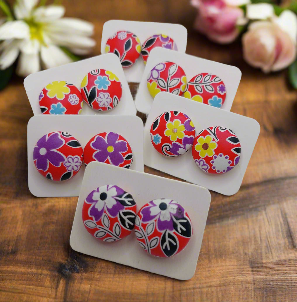 Imitation Leather Flower Pattern Earrings (15mm)