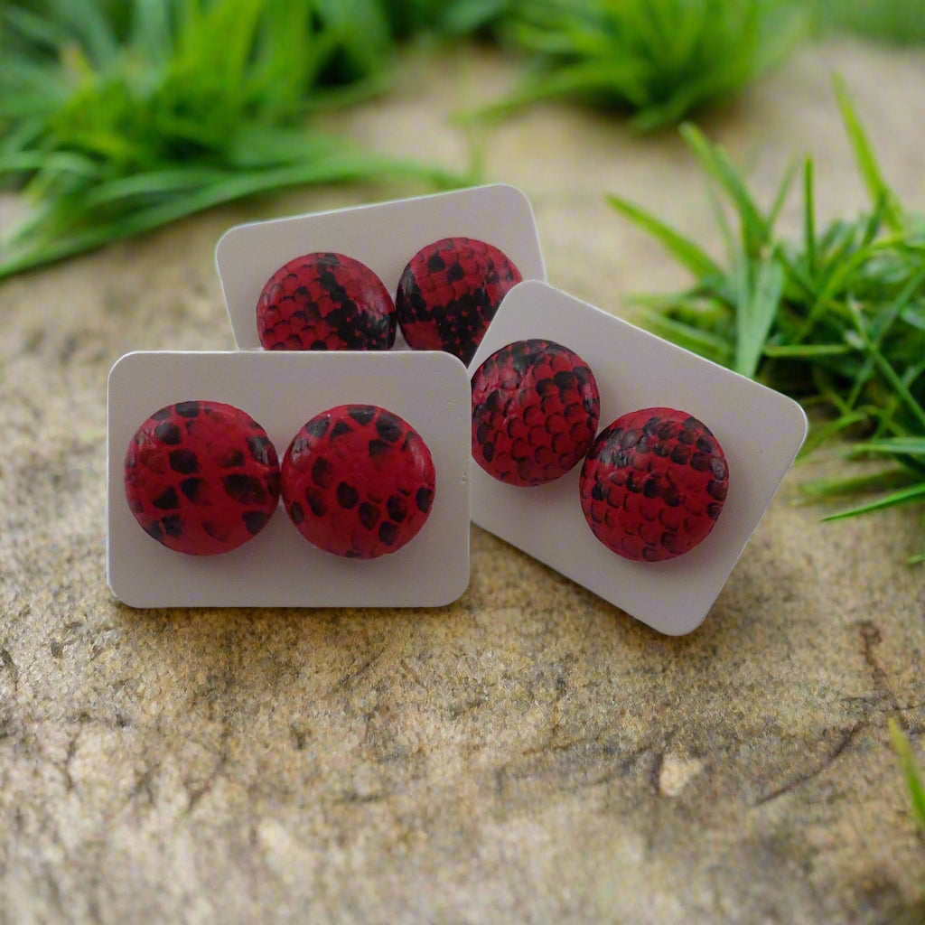 Reptile Pattern Imitation Leather Earrings (15mm)