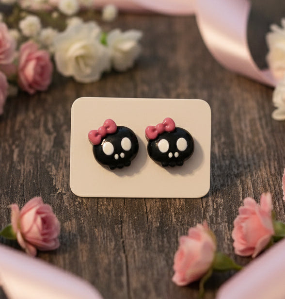 Skull with Bow Earrings (13mm)
