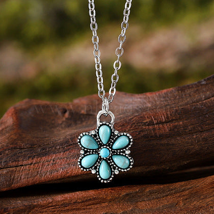 Synthetic Turquoise Flower Necklace