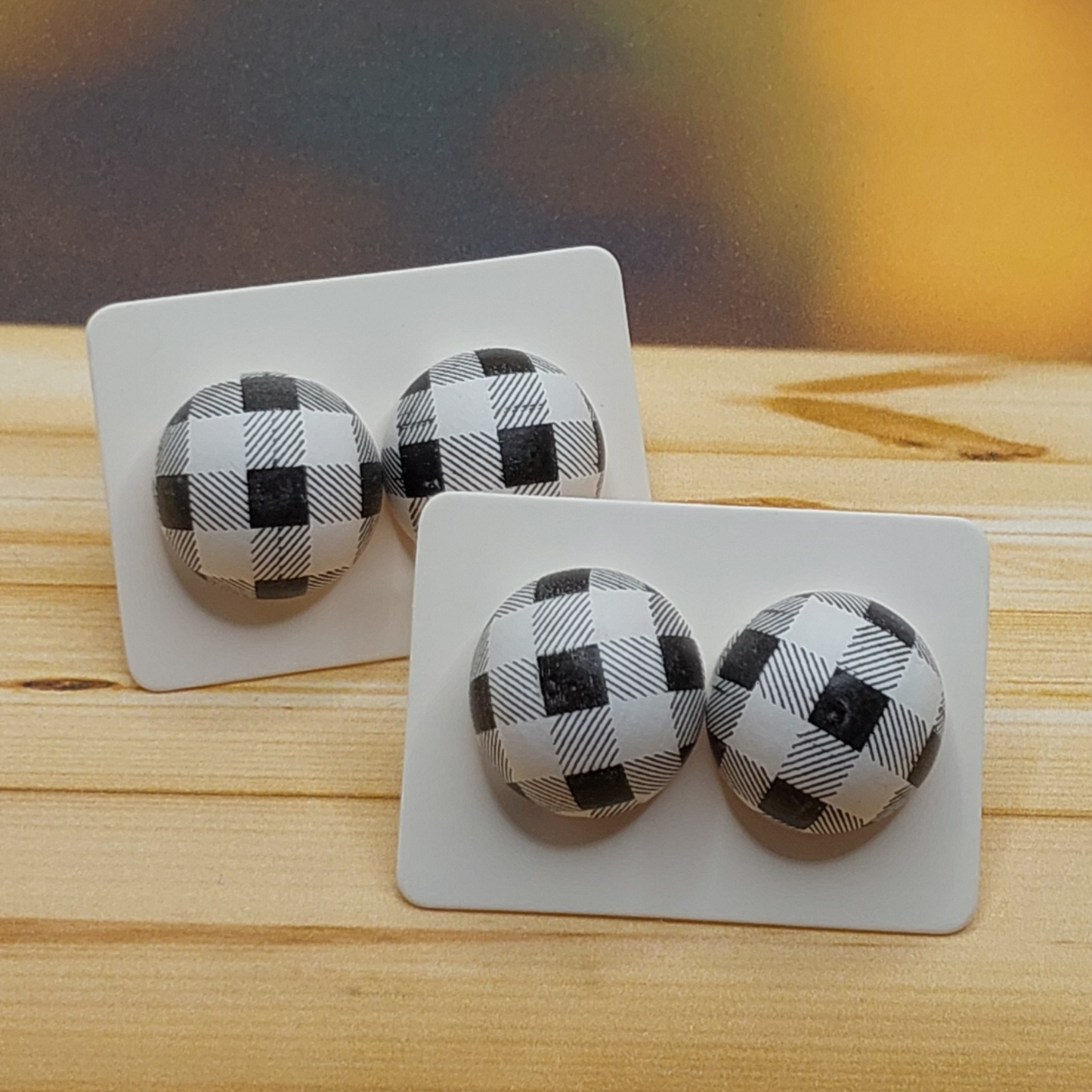 Black & White Plaid Wood Stud Earrings (15mm)