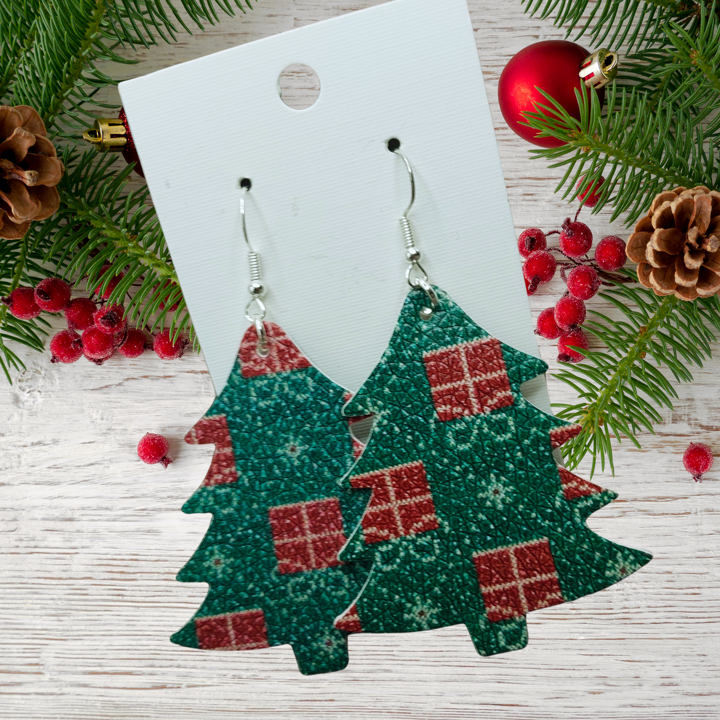 Imitation Leather Presents Christmas Tree Earrings