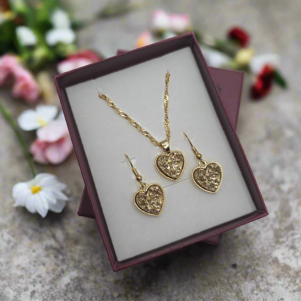 Golden Imitation Druzy Hearts Necklace & Earring Set