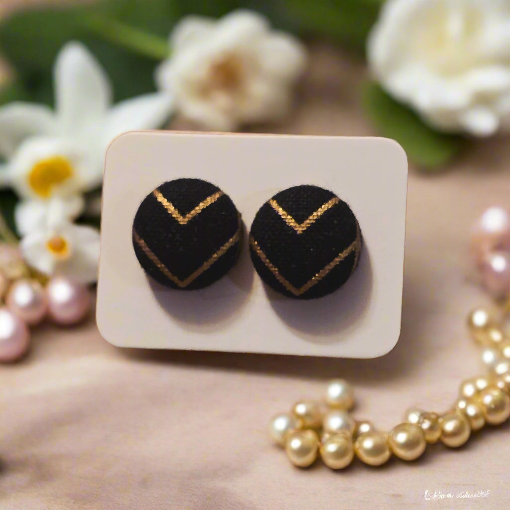Metallic Arrow Fabric Button Earrings (13mm)